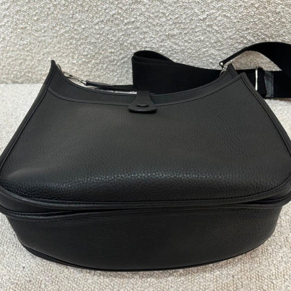 Authentic Pre-Owned Hermes Evelyne GM Black - Picture 8 of 15